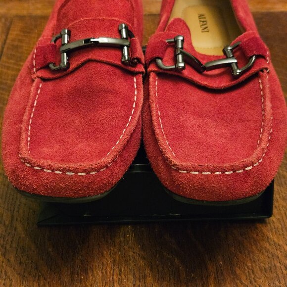Red Suede Alfani "James" Loafers With Metal Buckle. Men's Size 10.5" - Picture 7 of 7